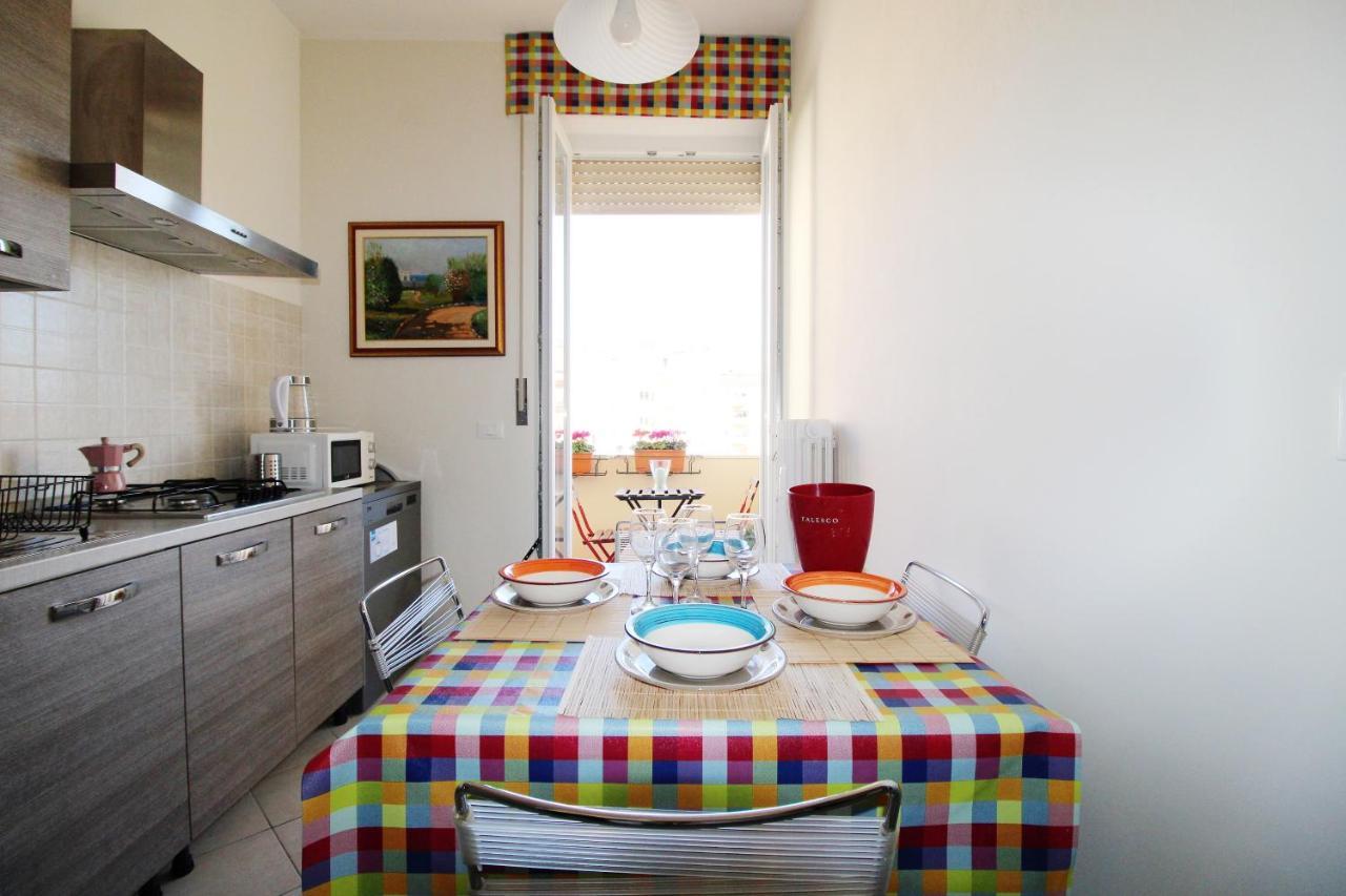 Le Case Di Italo - Via Grande 215 Apartman Livorno Kültér fotó