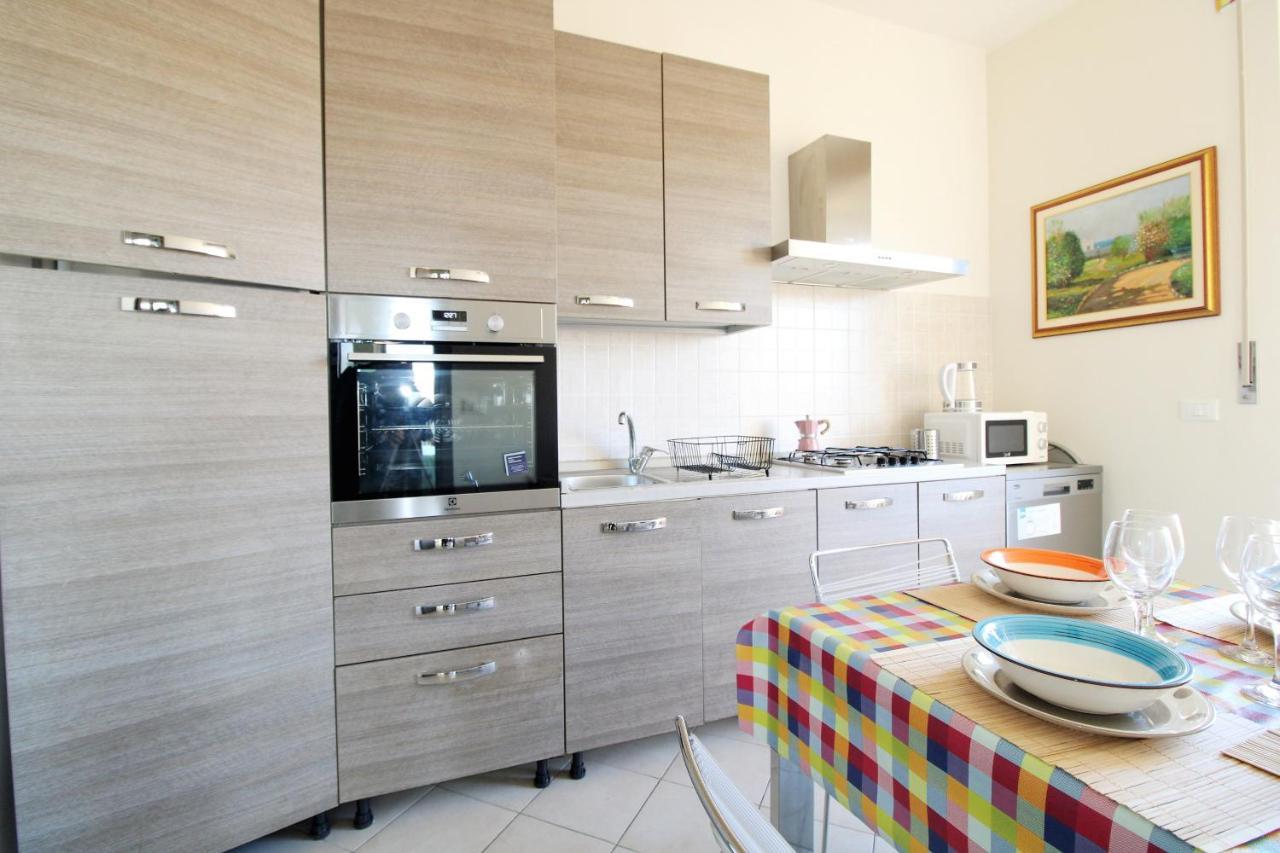 Le Case Di Italo - Via Grande 215 Apartman Livorno Kültér fotó
